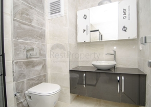 مبنى للبيع في لارا كوندو