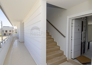 مبنى للبيع في لارا كوندو