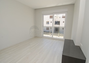 مبنى للبيع في لارا كوندو