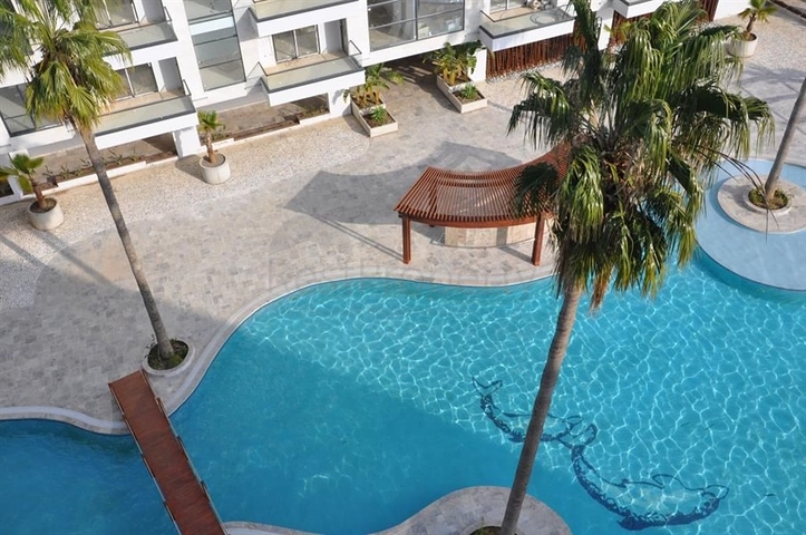 شقق بمساحات واحجام مختلفة للبيع 