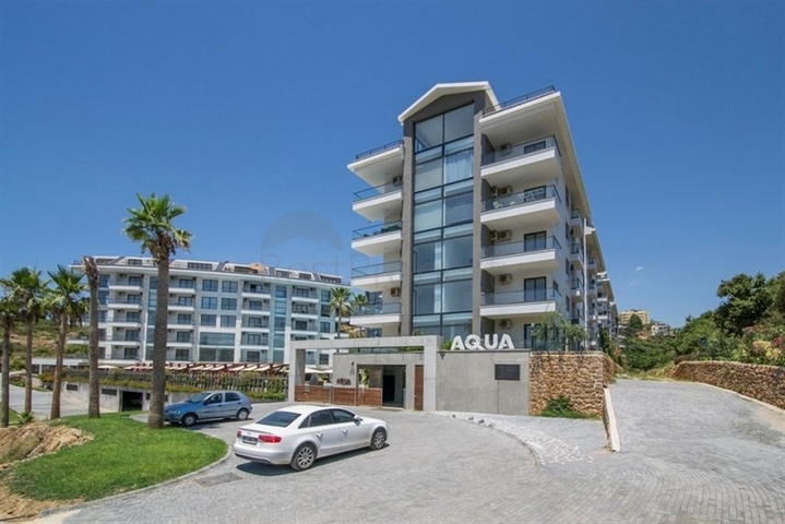 شقق بمساحات واحجام مختلفة للبيع 