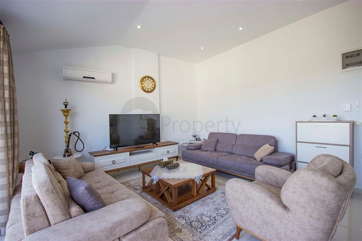 شقق بمساحات واحجام مختلفة للبيع 