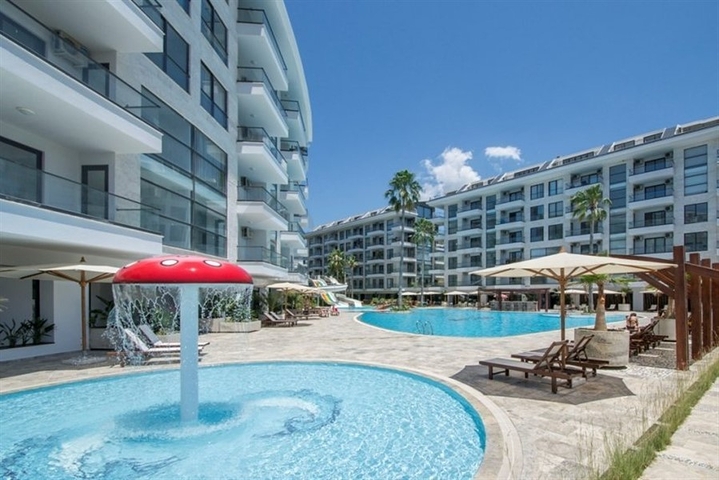 شقق بمساحات واحجام مختلفة للبيع 