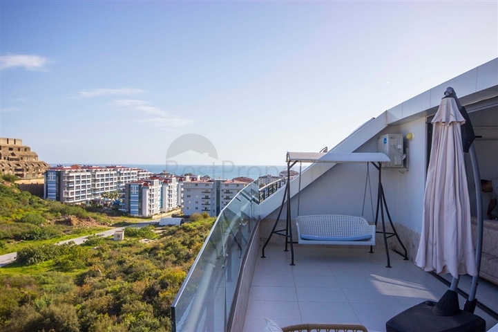 شقق بمساحات واحجام مختلفة للبيع 