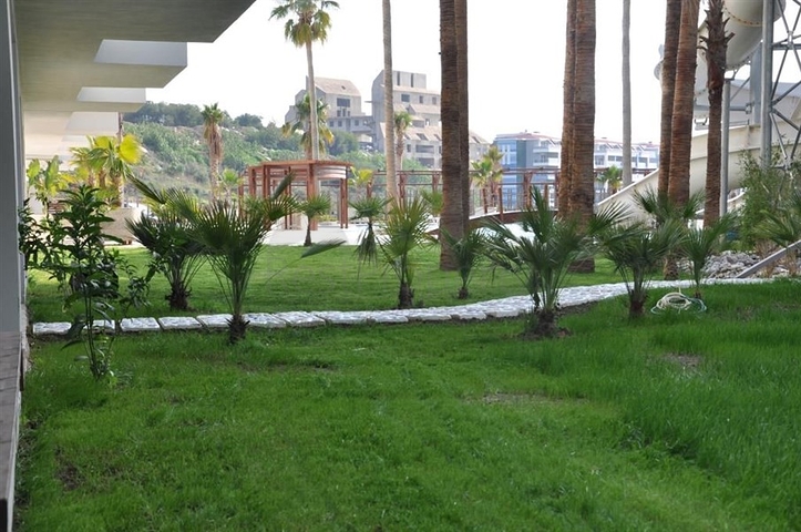 شقق بمساحات واحجام مختلفة للبيع 