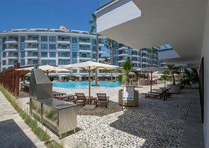 شقق بمساحات واحجام مختلفة للبيع 