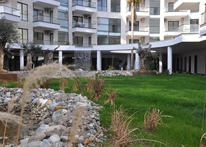 شقق بمساحات واحجام مختلفة للبيع 