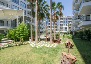 شقق بمساحات واحجام مختلفة للبيع 