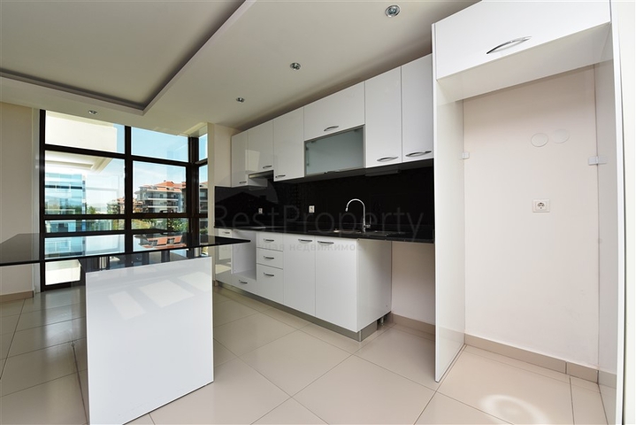 شقق مميزة ضمن مجمع سكني حديث في منطقة كاستل – ألانيا