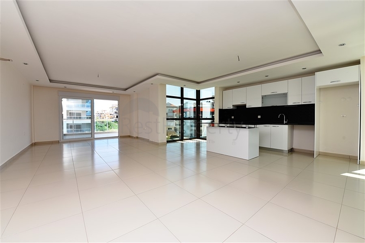 شقق مميزة ضمن مجمع سكني حديث في منطقة كاستل – ألانيا