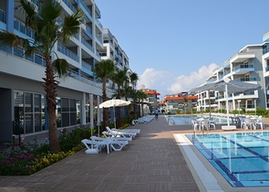 شقق مميزة ضمن مجمع سكني حديث في منطقة كاستل – ألانيا