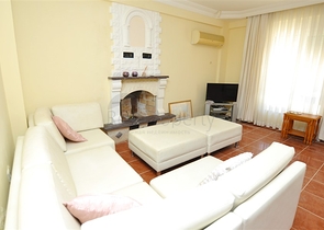 فيلا مستقلة باطلالة بحرية - بسعر مميز جدا 