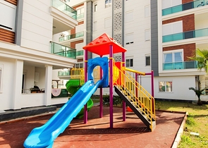 شقة  2 + 1 في كونيالتي أنطاليا