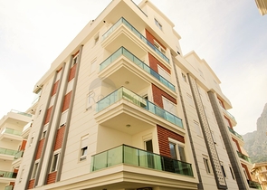 شقة  2 + 1 في كونيالتي أنطاليا