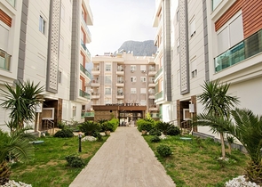 شقة  2 + 1 في كونيالتي أنطاليا