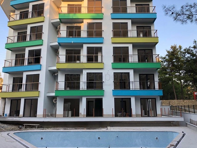 مجمع قيد الانشاء في افسلار - مع امكانية التقسيط 