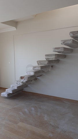 دوبلكس فاخرة قريبة من البحر في كاديكوي - اسطنبول 