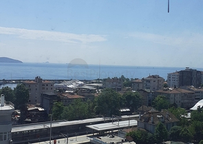 دوبلكس فاخرة قريبة من البحر في كاديكوي - اسطنبول 