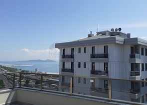 دوبلكس فاخرة قريبة من البحر في كاديكوي - اسطنبول 