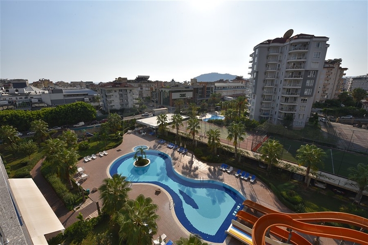 لعشاق الفخامة والتميز - شقة من تصميم خمس غرف وصالة قي منطقة جيكجلي الراقية 