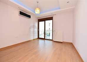 لعشاق الفخامة والتميز - شقة من تصميم خمس غرف وصالة قي منطقة جيكجلي الراقية 