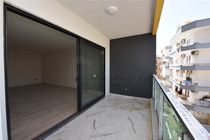 شقة غرفتين وصالة ومطبخ منفصل -ضمن مجمع سكني حديث في مركز الانيا 