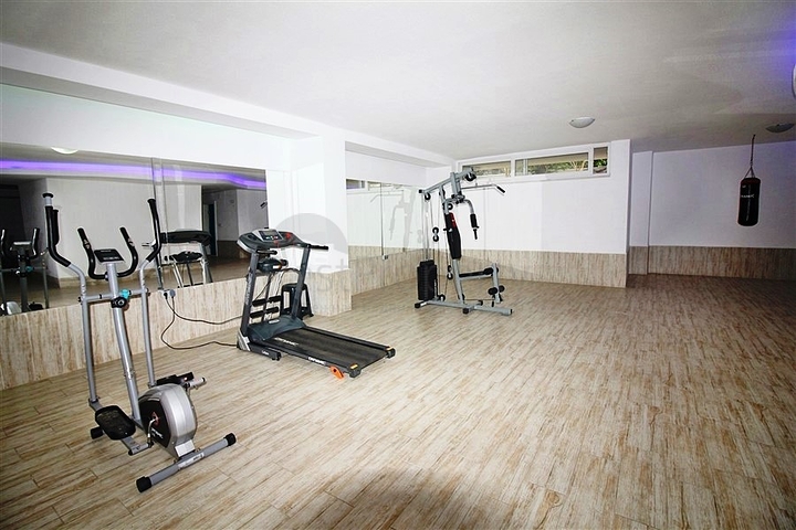 شقة مفروشة  بتصميم غرفة نوم وصالة في مهموتلار - الانيا 