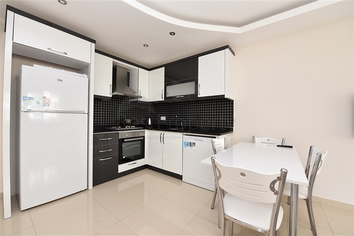 شقة مفروشة  بتصميم غرفة نوم وصالة في مهموتلار - الانيا 