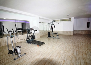 شقة مفروشة  بتصميم غرفة نوم وصالة في مهموتلار - الانيا 