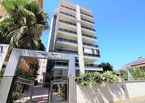 شقة مفروشة  بتصميم غرفة نوم وصالة في مهموتلار - الانيا 