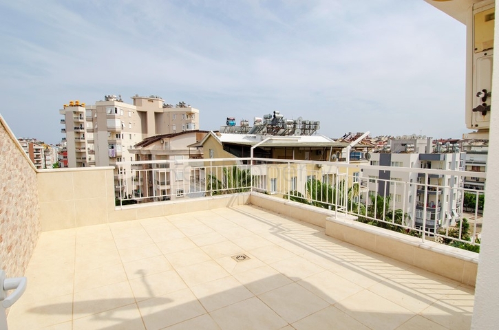 شقة دوبلكس 3 +1 في ليمان كونيالتي أنطاليا