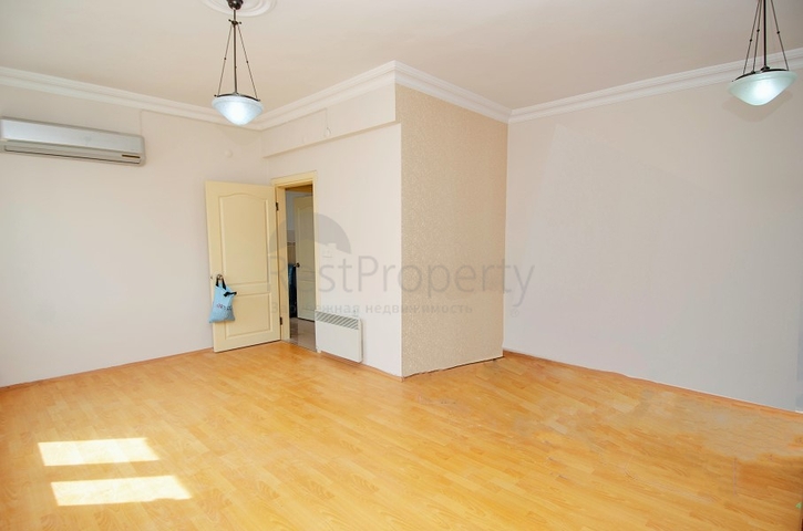 شقة دوبلكس 3 +1 في ليمان كونيالتي أنطاليا