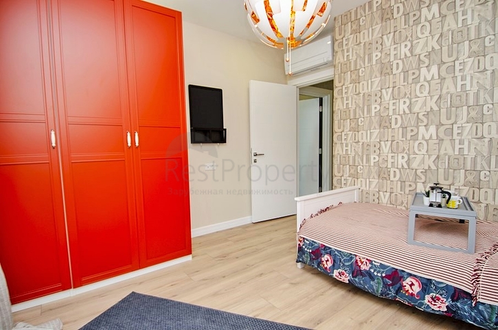 شقة فاخرة 4 + 1 في أونجالي كونيالتي أنطاليا