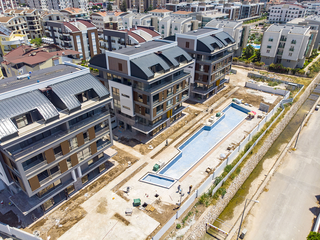 شقة فاخرة 4 + 1 في أونجالي كونيالتي أنطاليا