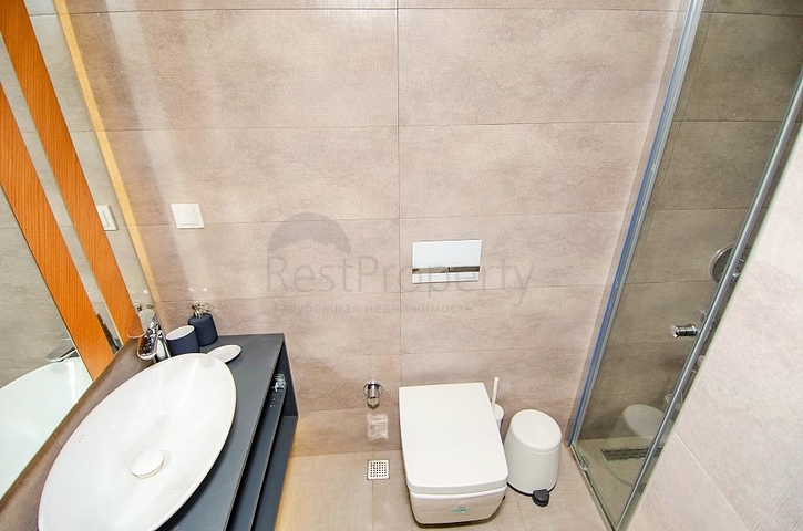 شقة فاخرة 4 + 1 في أونجالي كونيالتي أنطاليا