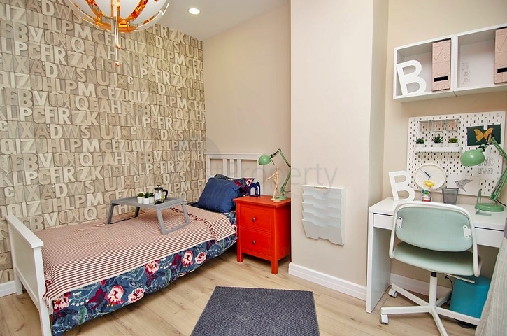 شقة فاخرة 4 + 1 في أونجالي كونيالتي أنطاليا