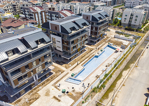 شقة فاخرة 4 + 1 في أونجالي كونيالتي أنطاليا