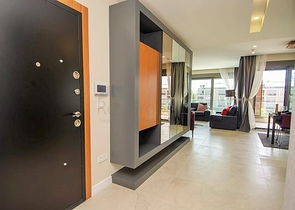 شقة فاخرة 4 + 1 في أونجالي كونيالتي أنطاليا