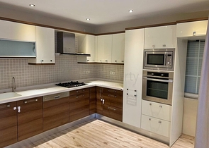 شقة من 2+1 في منطقة غورسو في أنطاليا