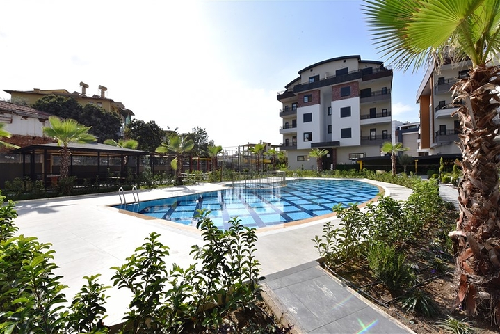 مجمع سكني فخم قيد الانشاء في اوبا - الانيا  