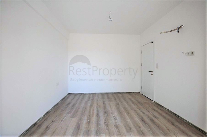 شقة بتصميم غرفة وصالة ضمن مجمع سكني حديث في مهموتلار - الانيا