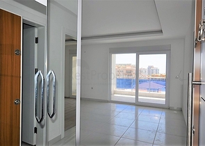 شقة بتصميم غرفة وصالة ضمن مجمع سكني حديث في مهموتلار - الانيا