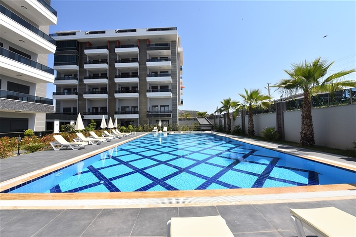 مجمع سكني قيد الانشاء في منطقة كارجي جاك الهادئة- الانيا 