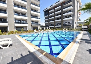 مجمع سكني قيد الانشاء في منطقة كارجي جاك الهادئة- الانيا 