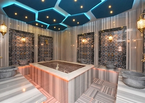 مجمع سكني قيد الانشاء في منطقة كارجي جاك الهادئة- الانيا 