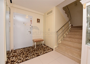 بنتهاوس غرفتين وصالة مؤثثة وقريبة من البحر ضمن مجمع سكني حديث في كاستل - الانيا