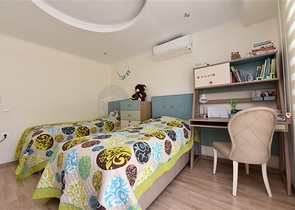 بنتهاوس غرفتين وصالة مؤثثة وقريبة من البحر ضمن مجمع سكني حديث في كاستل - الانيا