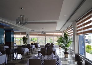 بنتهاوس غرفتين وصالة مؤثثة وقريبة من البحر ضمن مجمع سكني حديث في كاستل - الانيا