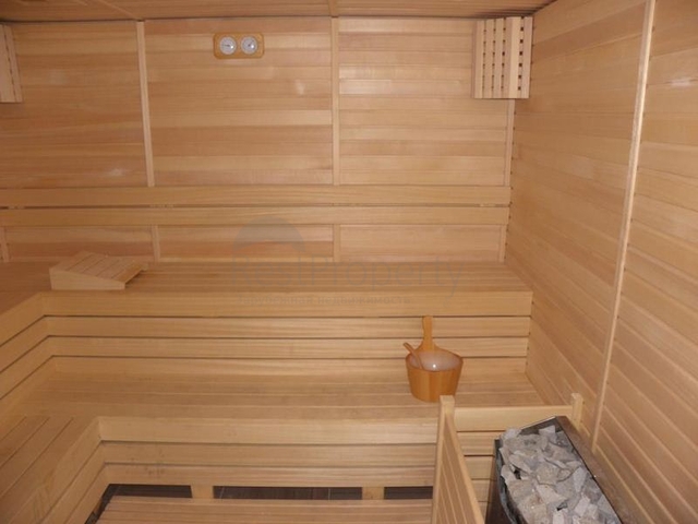 غرفتين وصالة ضمن مجمع سكني  خمس نجوم في  منطقة افسلار - الانيا 