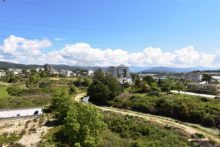 غرفتين وصالة ضمن مجمع سكني  خمس نجوم في  منطقة افسلار - الانيا 